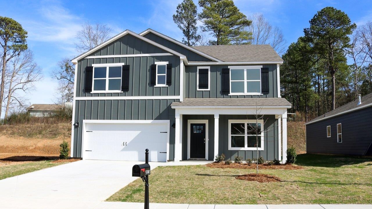 Available Home in Rosser Farms Bessemer, AL D.R. Horton