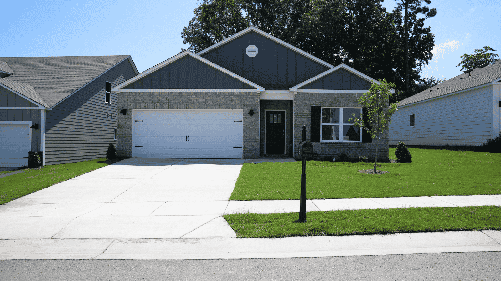 5574 Post Oak Trail exterior