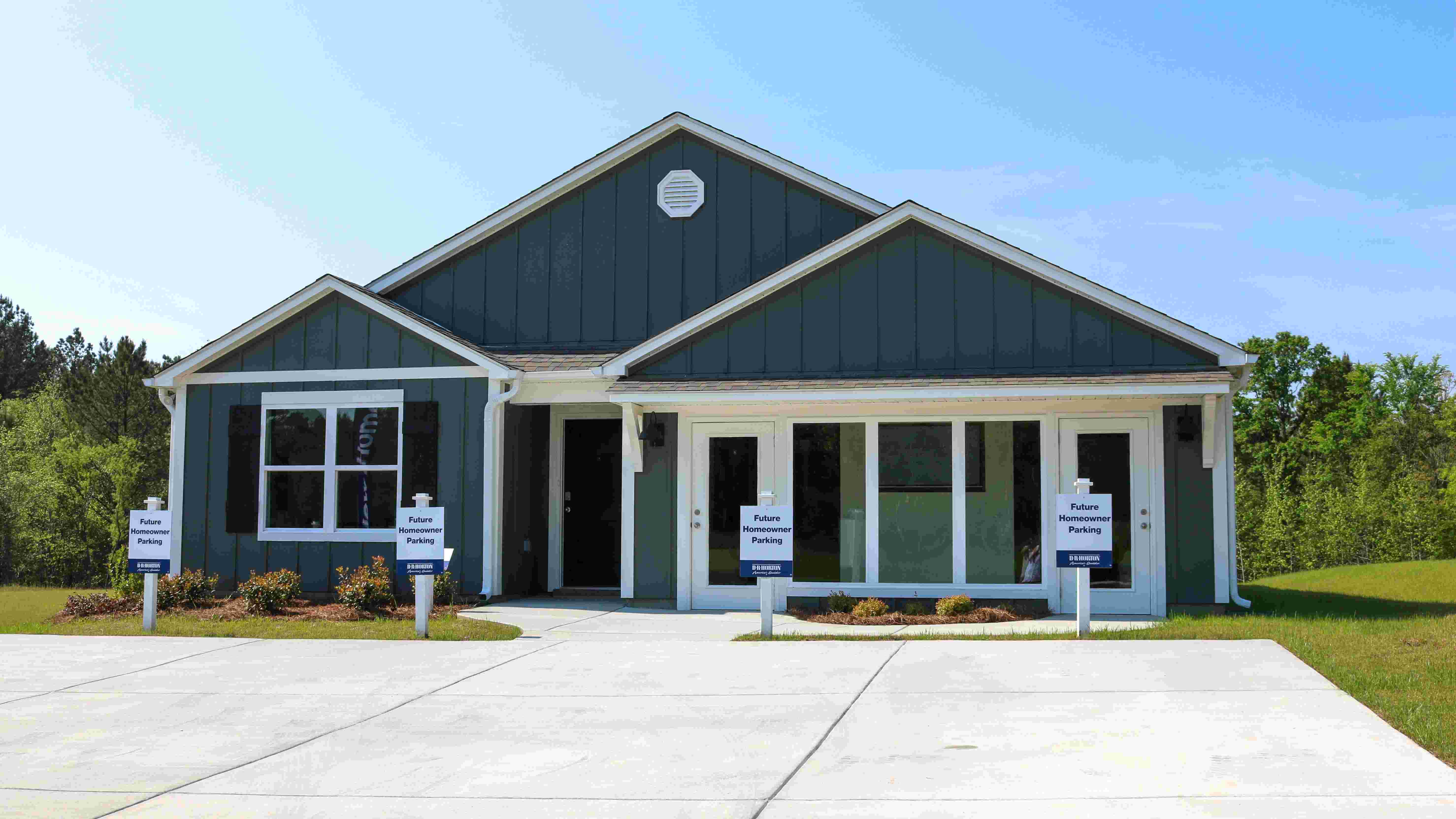 New Homes in Sterling Place ODENVILLE, AL D.R. Horton