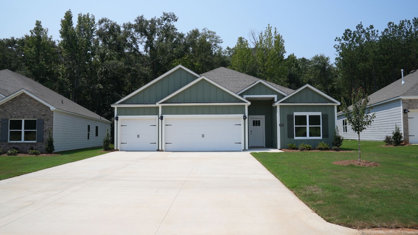 9736 Aberdeen Drive exterior