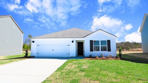 Visit Sandy Pines by D.R. Horton, our new home community in Tuscaloosa, Alabama! Located just minutes away from the University of Alabama and Shelton State Community College in Moundville, AL, making this a great place for potential homebuyers with a commute to these college towns. Moundville is filled with a rich archeological history as well and offers places to hike for outdoor adventurers. Sandy Pines is conveniently situated right off AL-69 S, offering quick access to all the fine dining, shopping, and entertainment Tuscaloosa has to offer.