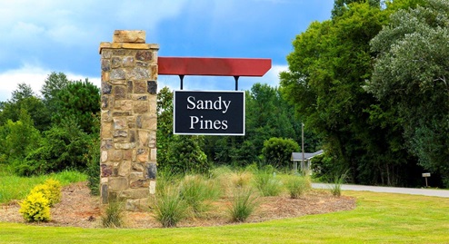 Visit Sandy Pines by D.R. Horton, our new home community in Tuscaloosa, Alabama! Located just minutes away from the University of Alabama and Shelton State Community College in Moundville, AL, making this a great place for potential homebuyers with a commute to these college towns. Moundville is filled with a rich archeological history as well and offers places to hike for outdoor adventurers. Sandy Pines is conveniently situated right off AL-69 S, offering quick access to all the fine dining, shopping, and entertainment Tuscaloosa has to offer.