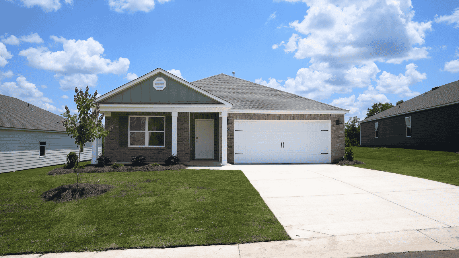 9290 Parkway Gardens Loop exterior