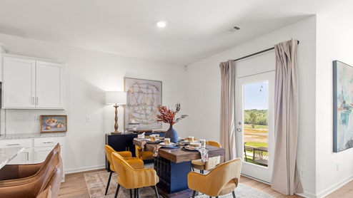 If you're looking for a new home in Tuscaloosa, Alabama, you should visit Parkway Gardens by D.R. Horton! This community is conveniently located just minutes away from both the University of Alabama and Shelton State Community College in Moundville, AL, making it an ideal choice for those looking to live close to these college towns. Moundville, near where Parkway Gardens is situated, boasts a rich archaeological history and offers opportunities for outdoor adventures such as hiking.