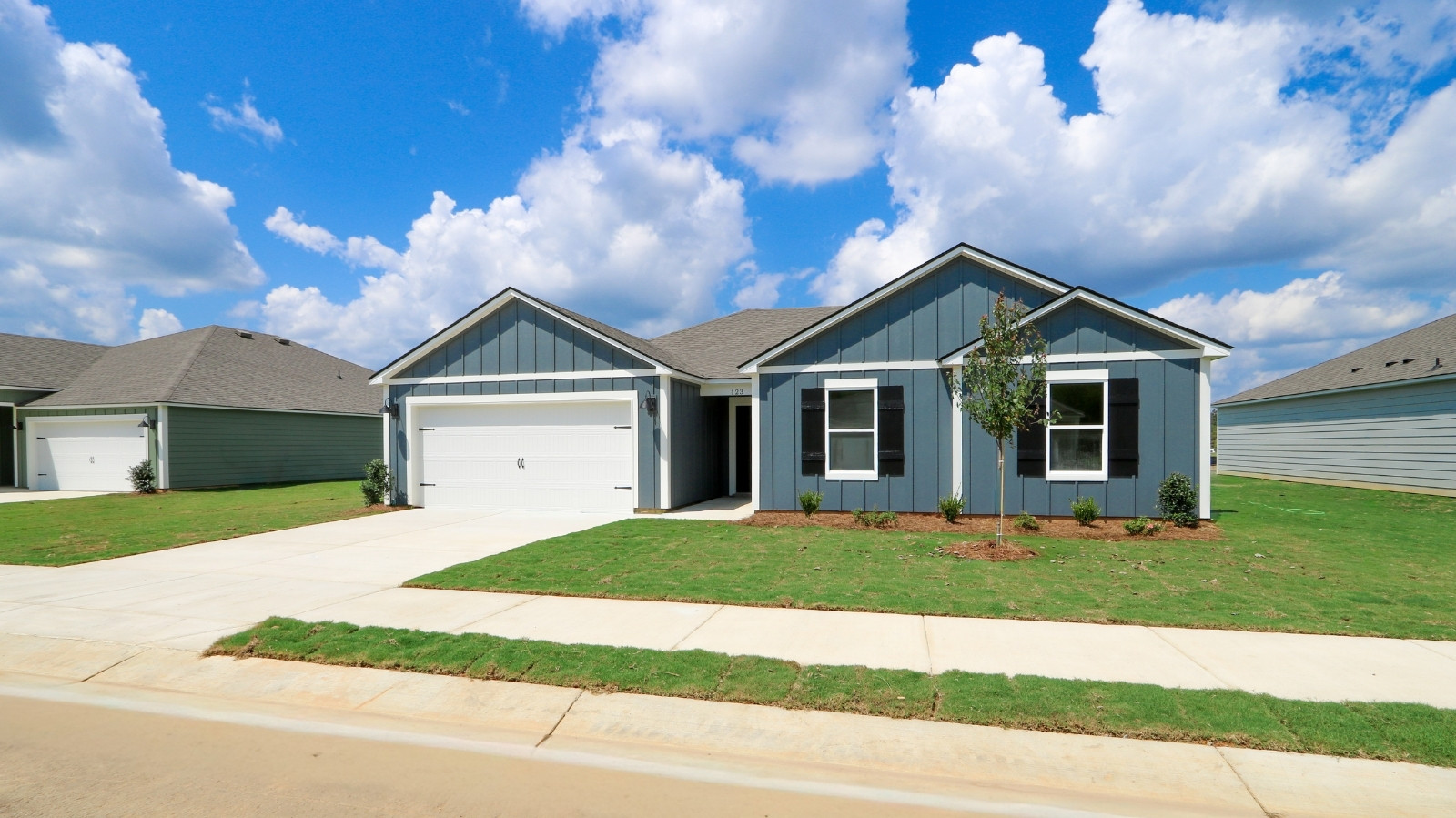 Another view of 123 Aberdeen Loop