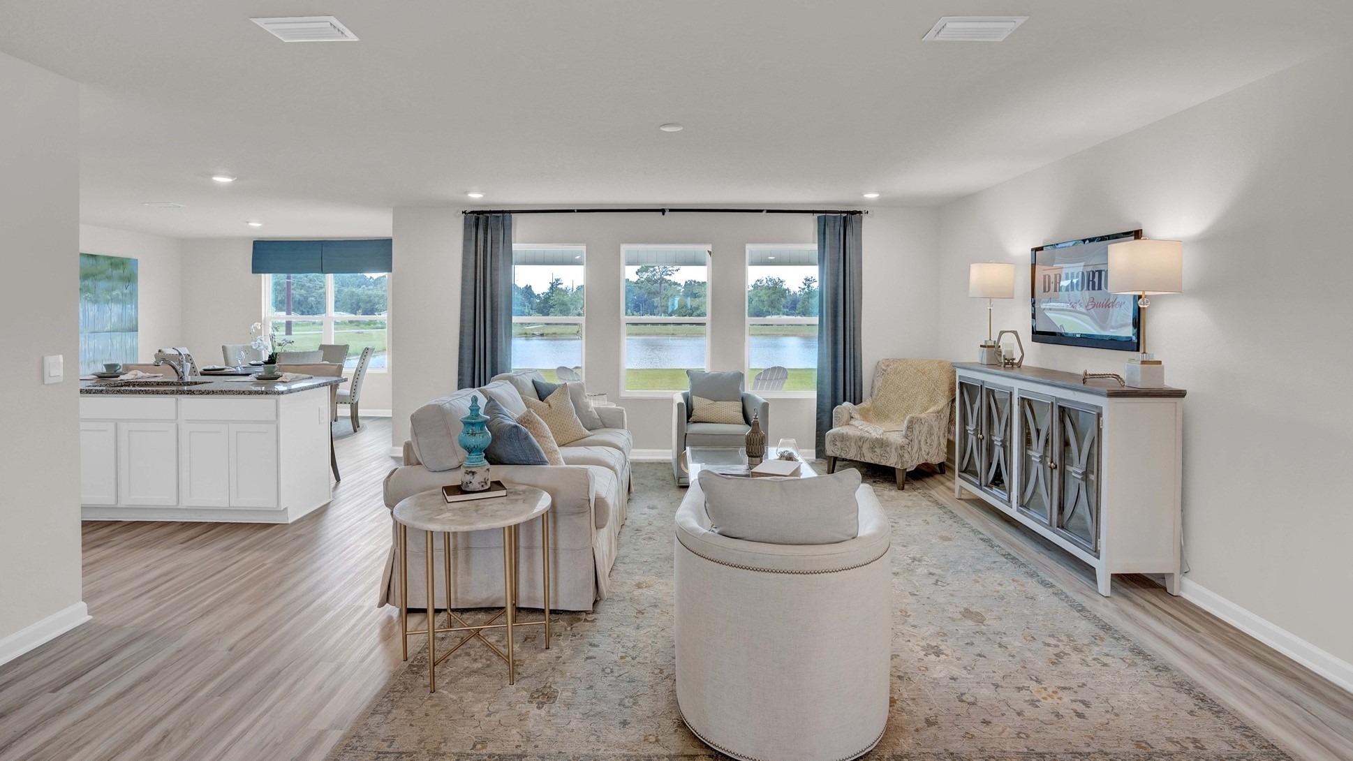 Bright and spacious living area featuring large windows and modern finishes, perfect for creating your dream home.