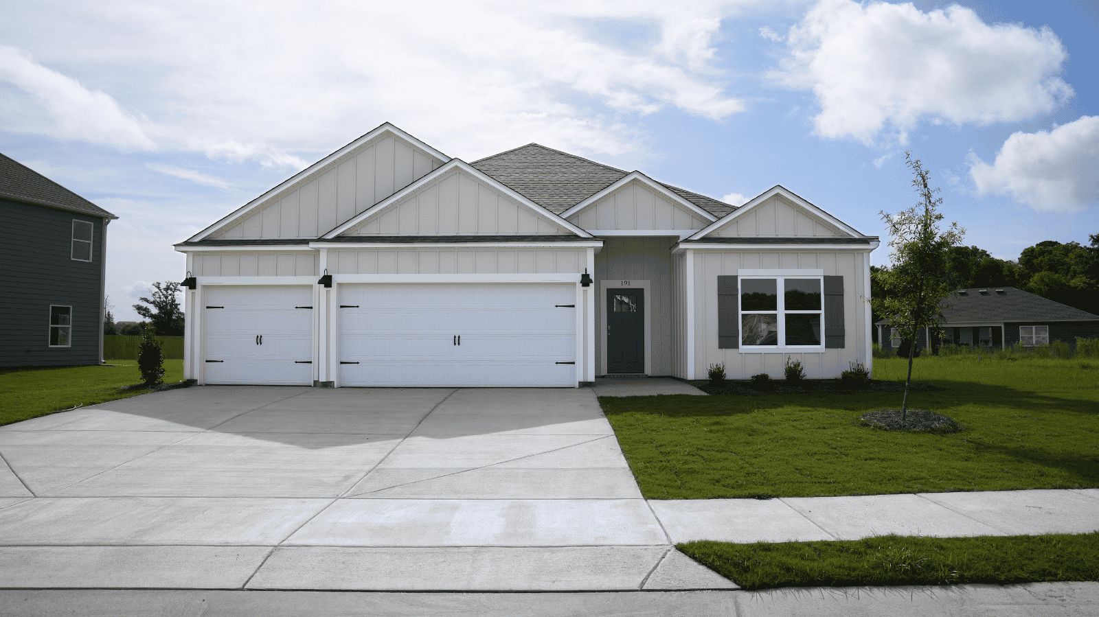 191 Aberdeen Loop exterior