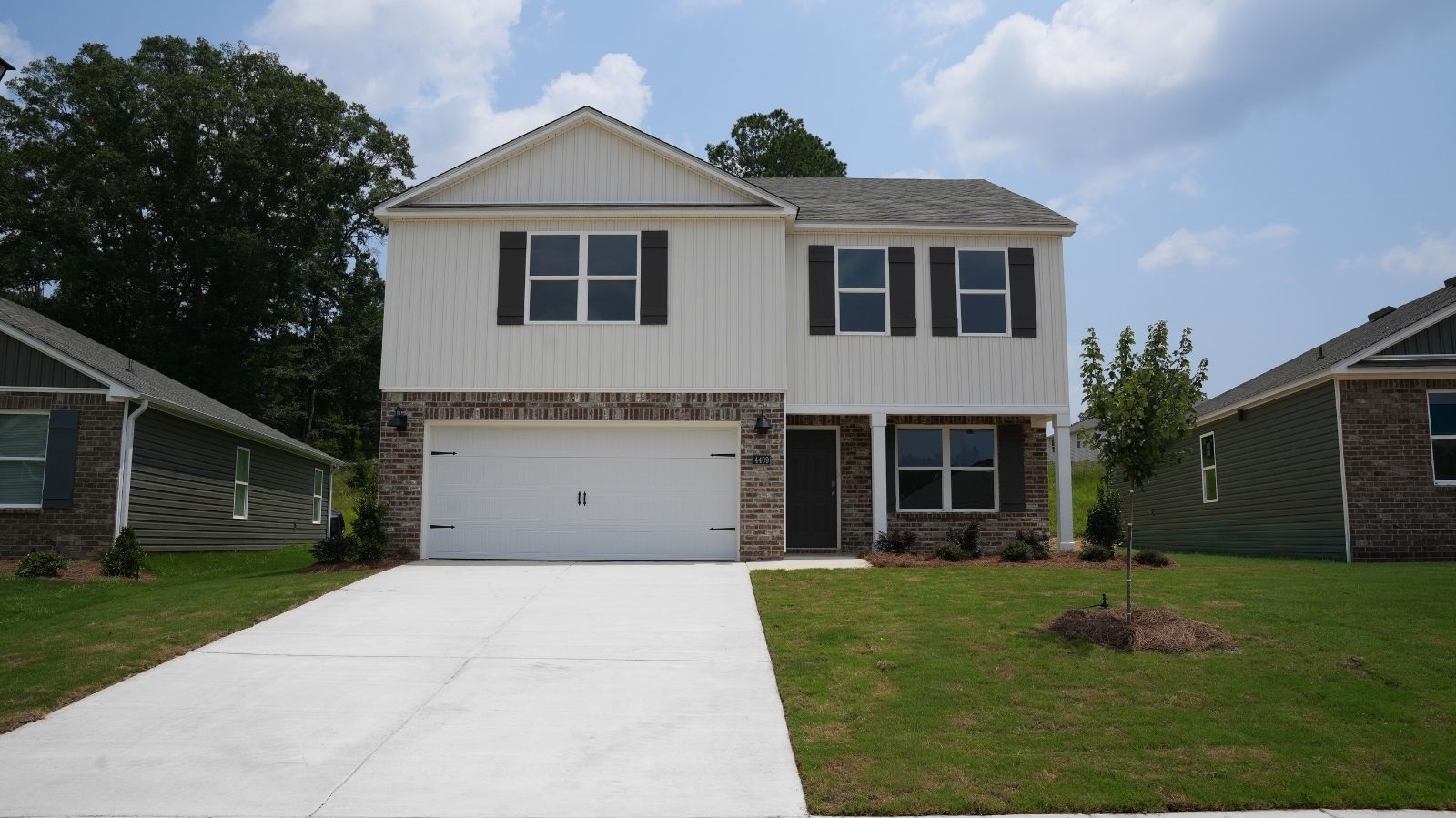 4409 Henry Road exterior