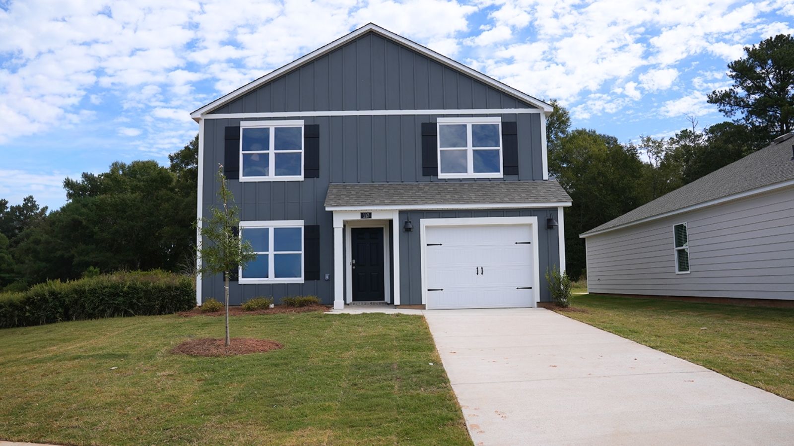 117 Autumn Way exterior