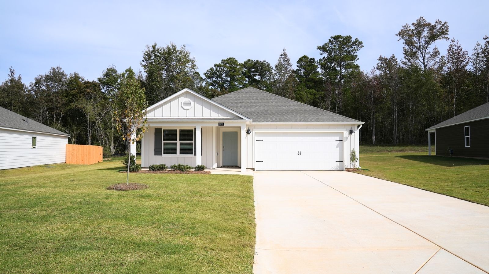 1159 Waverley Lane SW exterior