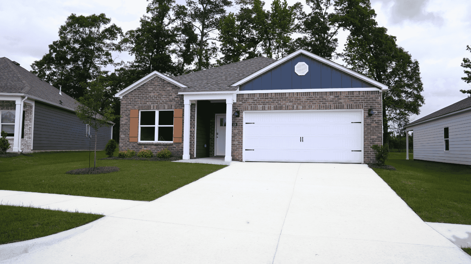 328 Ashland Drive SW exterior