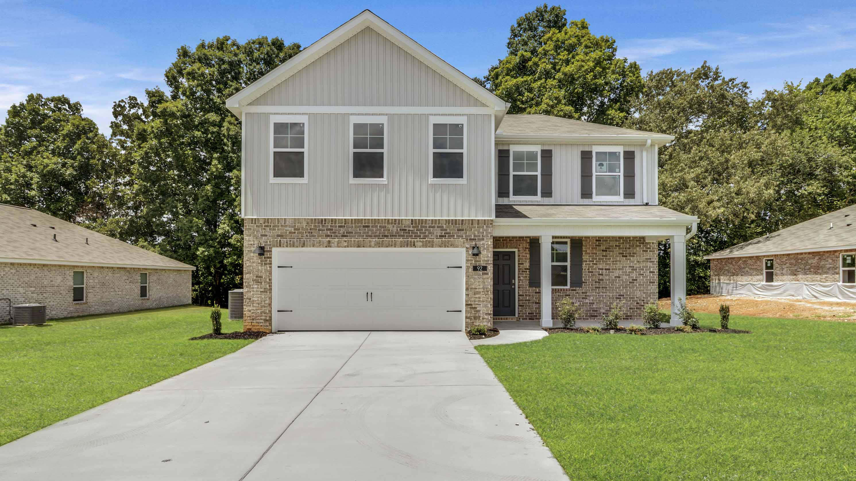 92 Aurora Circle exterior