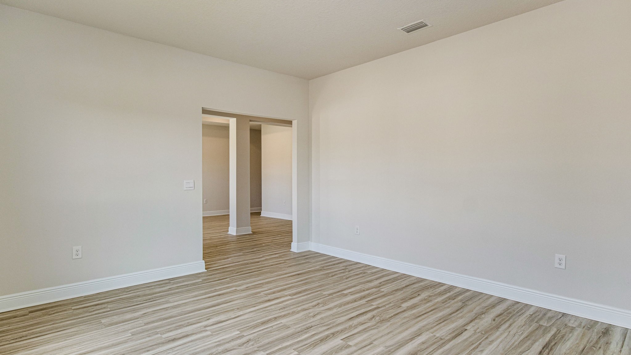 Floor Plan in Graystone Estates Cantonment, FL D.R. Horton