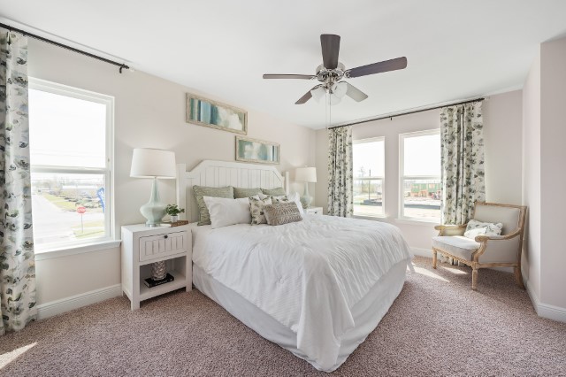 Upstairs Primary Bedroom
