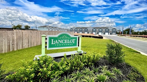 Lancelot monument