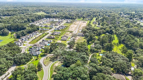 drone photo of legacy oaks community