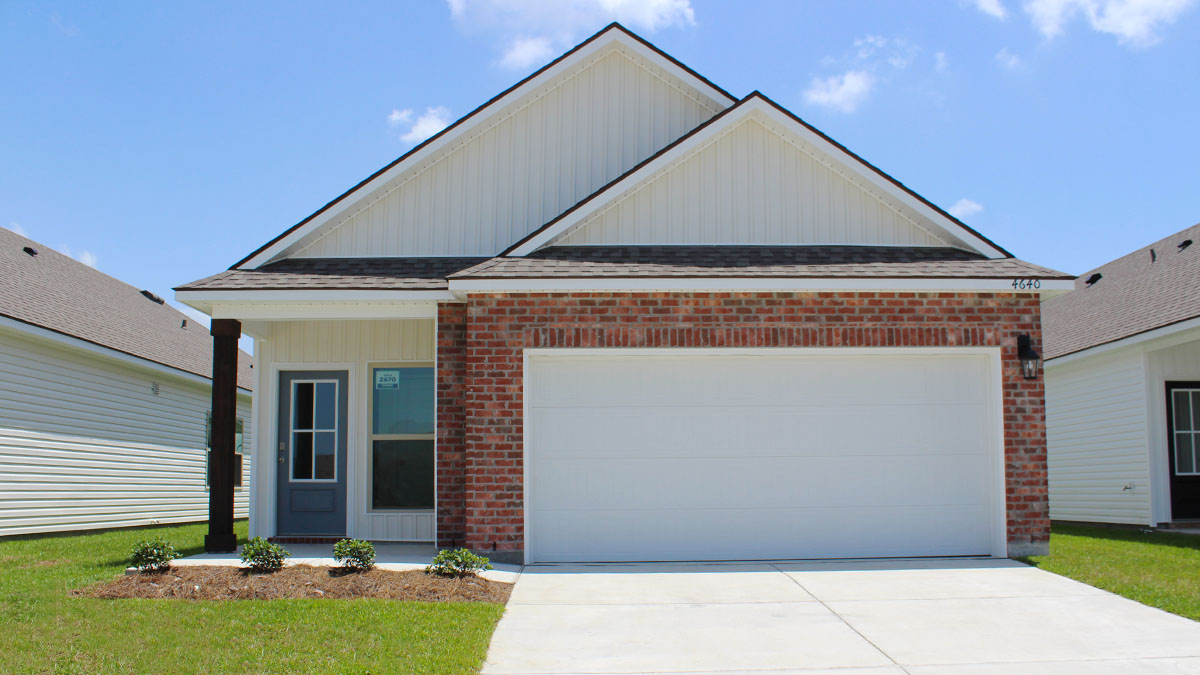 4640 Marais River Dr exterior