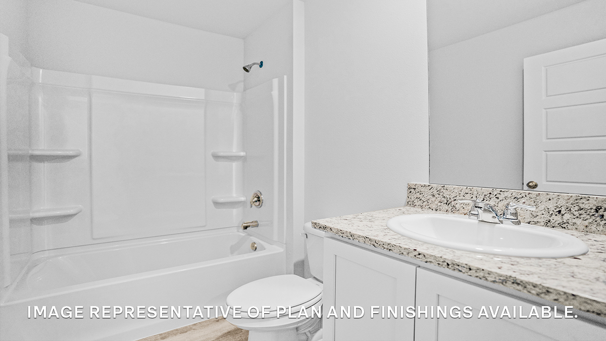 Guest bathroom with single vanity mirror and shower tub combo