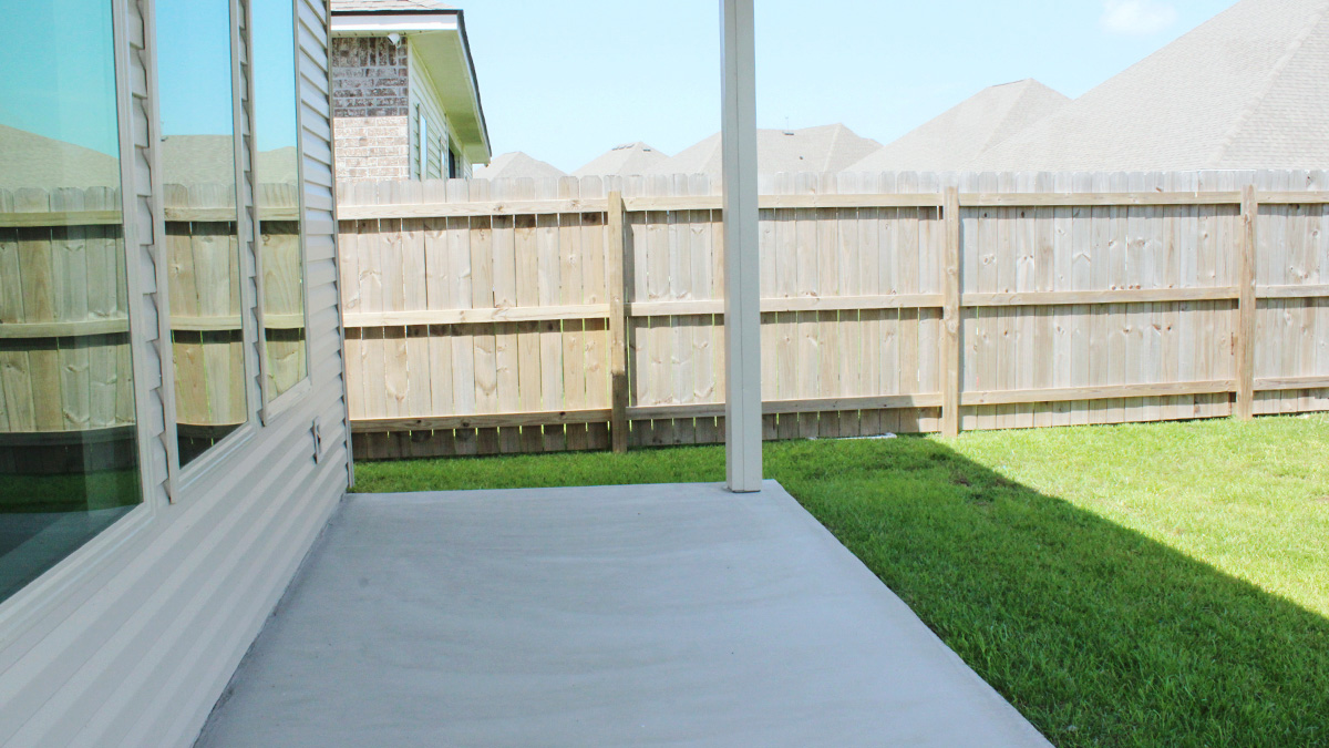 Private covered Patio