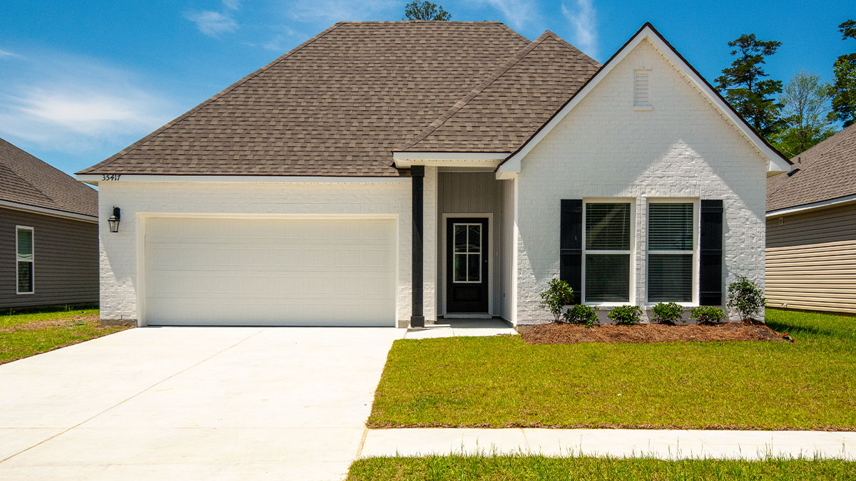 35417 FOREST MANOR AVENUE exterior