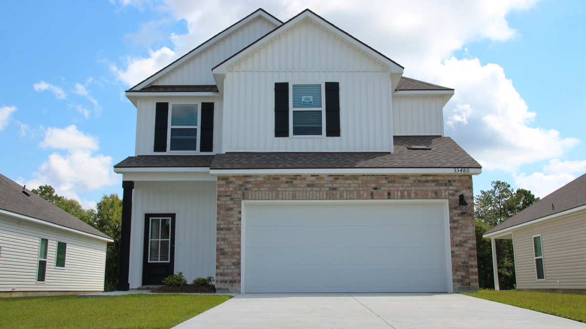 35480 Forest Manor Ave exterior