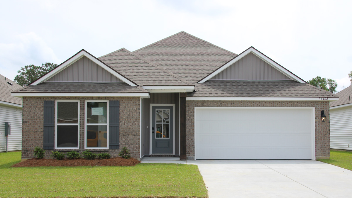 35462 FOREST MANOR AVE exterior