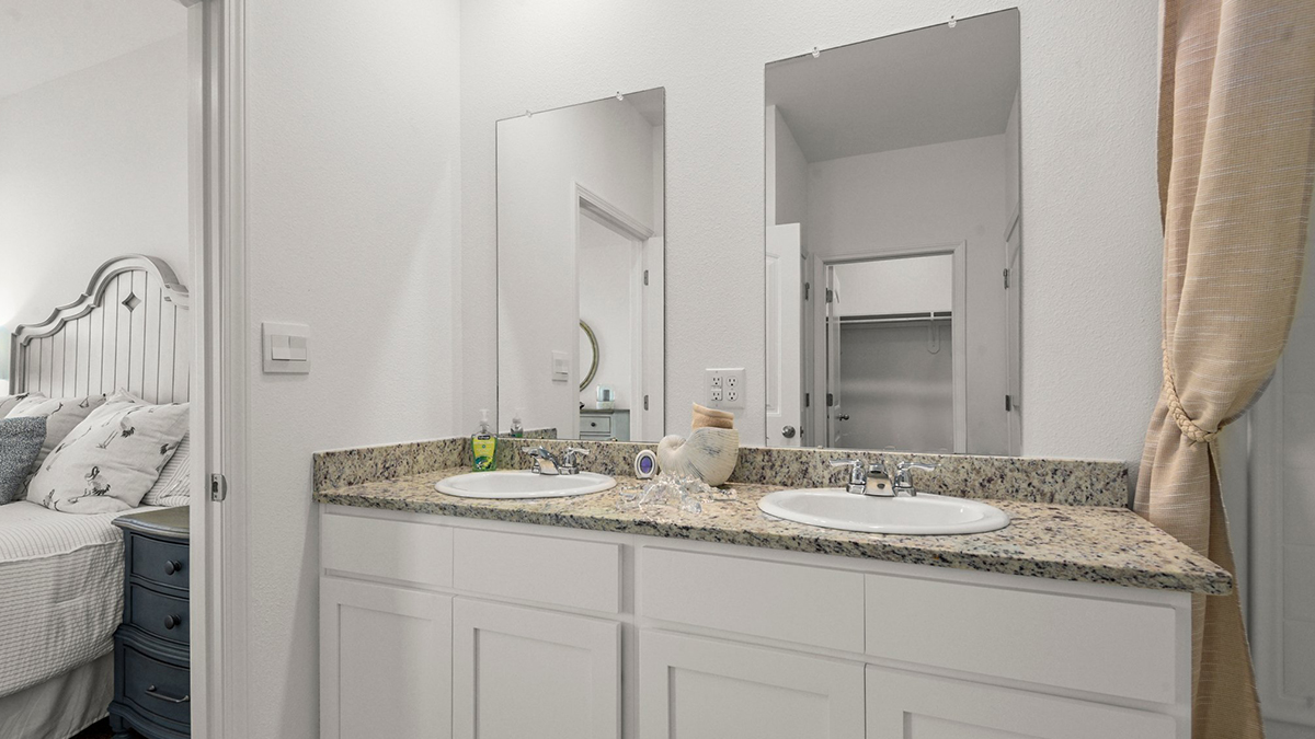 New Homes in Pelican Lakes BATON ROUGE, LA D.R. Horton