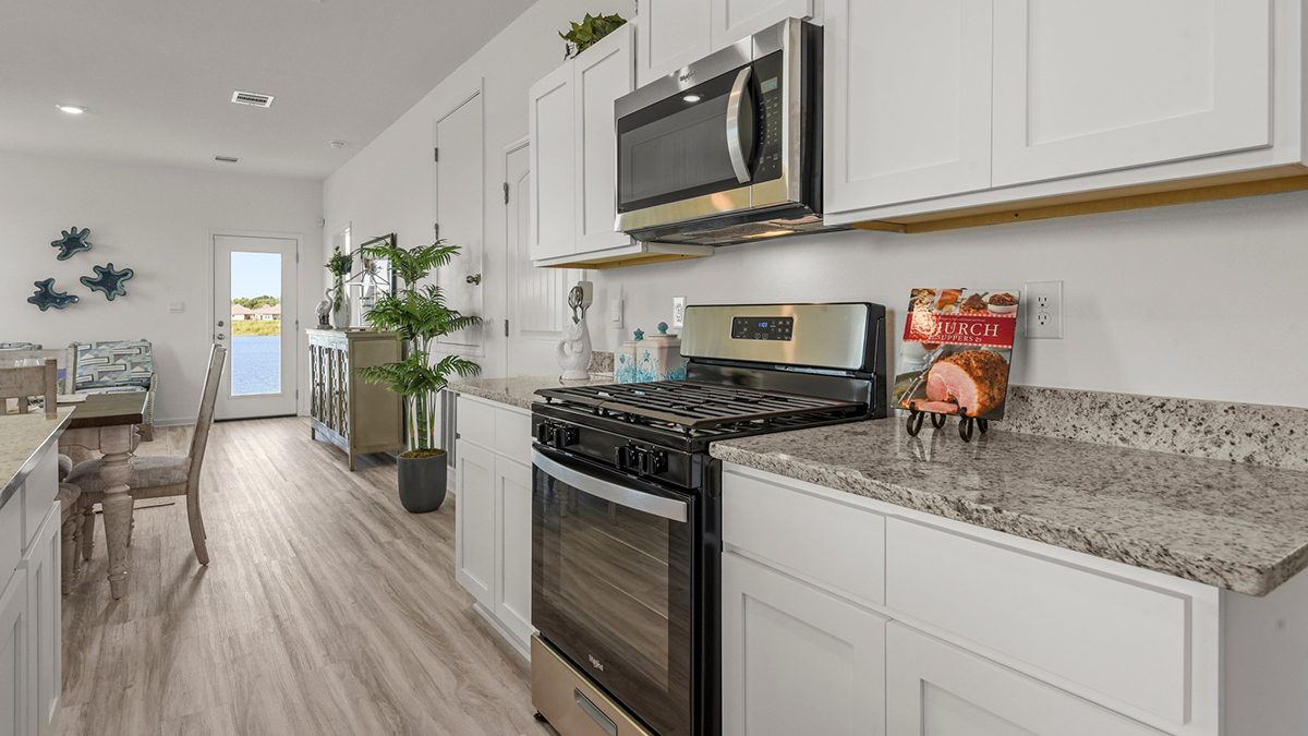 New Homes in Pelican Lakes BATON ROUGE, LA D.R. Horton