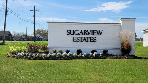 Sugarview Monument Sign - Sugarview Estates in Vacherie,LA