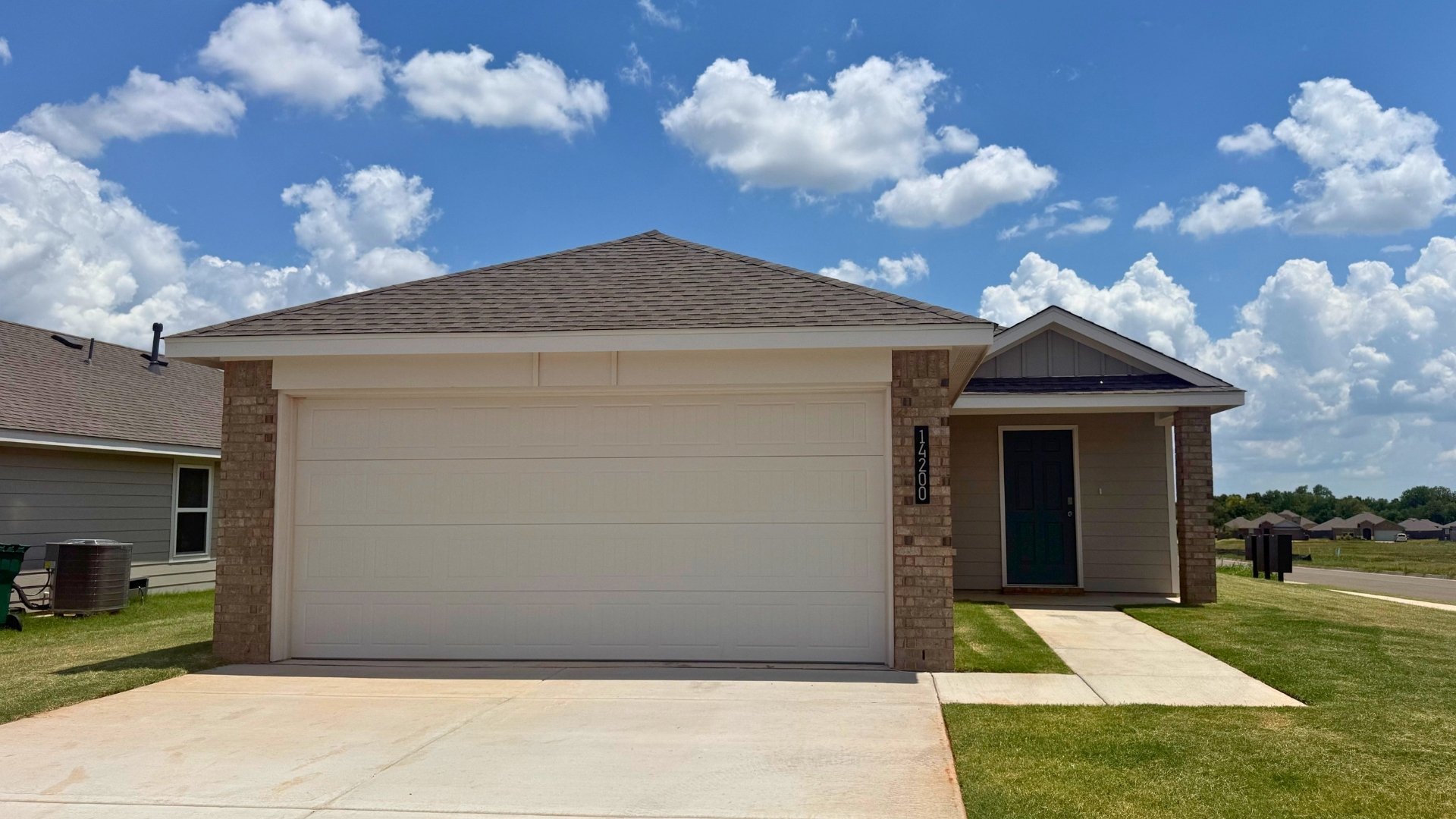 14200 Trickling Way exterior
