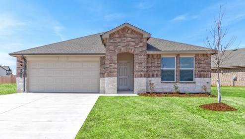 Horn Valley North D.R. Horton model home in Yukon, Oklahoma. New homes in Yukon, OKC metro.