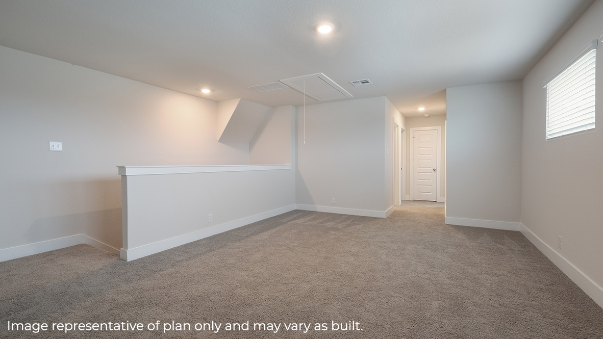 upstairs common area with carpet