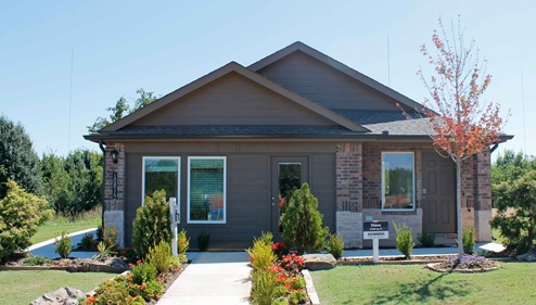 welcome to hefner crossing. this dr horton neighborhood in Oklahoma city is now selling new homes in oklahoma city