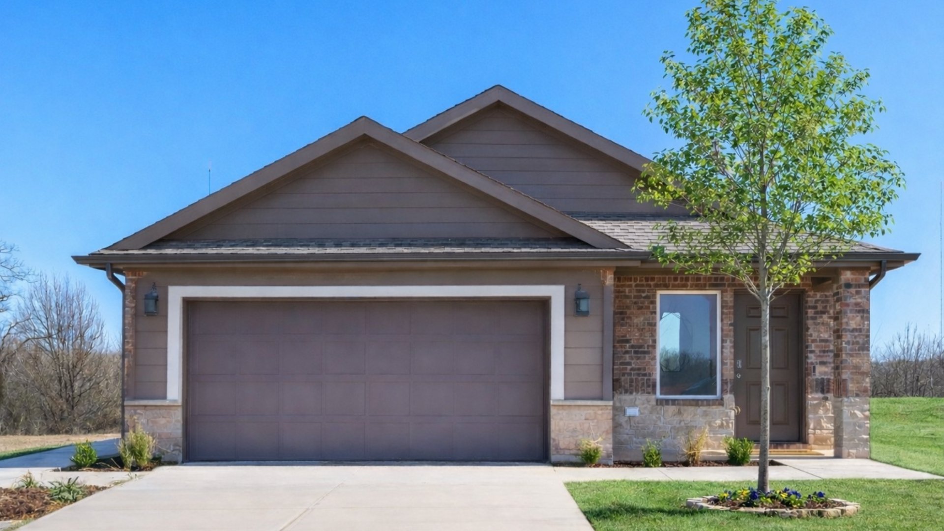 welcome to hefner crossing. this dr horton neighborhood in oklahoma city is now selling new homes in oklahoma city