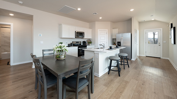 Welcome to the Diana floor plan, where comfort meets sophistication in the heart of The Enclave at Hefner Crossing Community, nestled in the scenic beauty of Oklahoma City, Oklahoma. As a beacon of natural light and airy spaciousness, the Diana offers a single-story layout with 3 bedrooms, 2 baths, and a generous 1535 square feet of living space, perfect for those seeking a bright and inviting retreat.