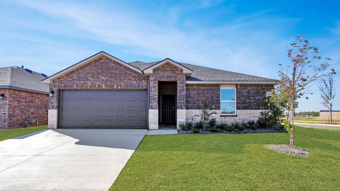 New Homes in Sara Park Station Mustang, OK Tradition Series