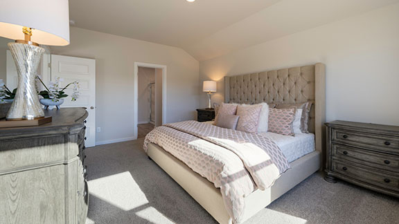 primary bedroom with window