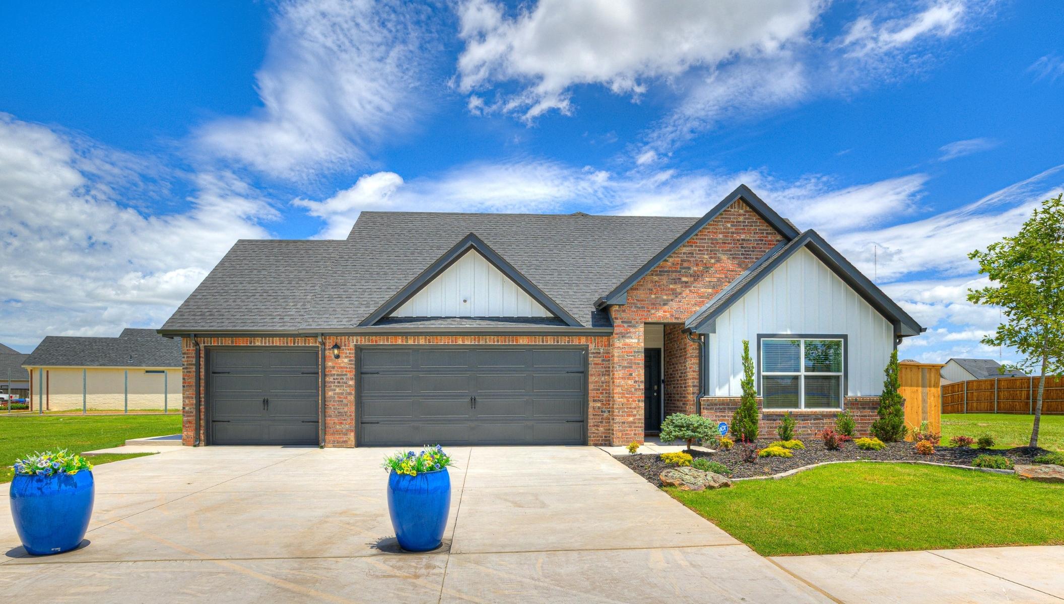 single story home with brick and siding