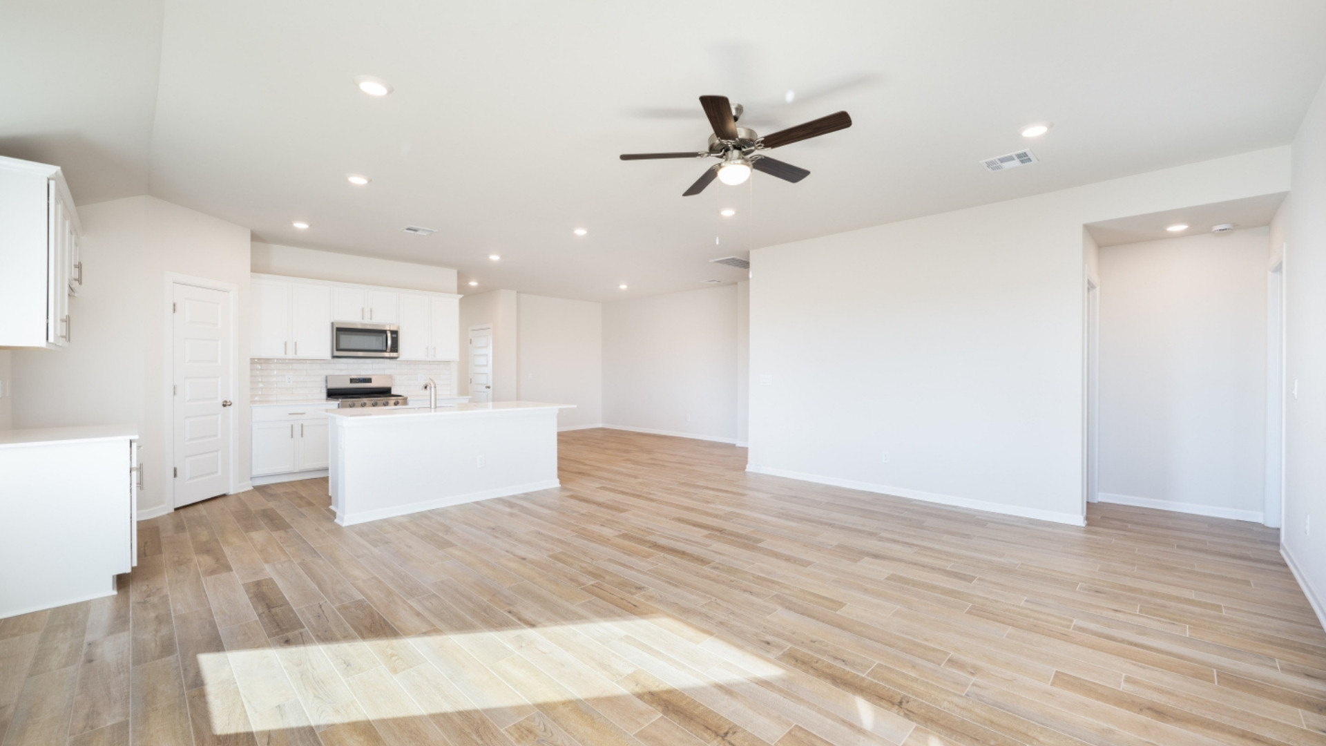 Laredo floorplan in Windstone