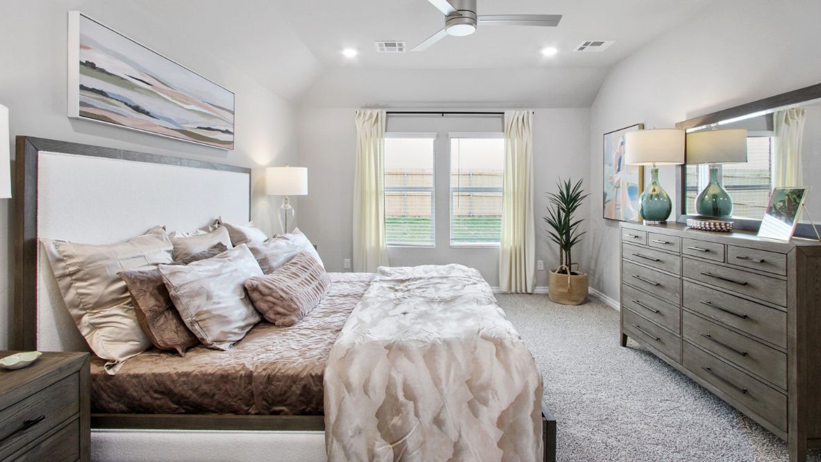 New home in Piedmont, OK by D.R. Horton. New homes with kitchen island and open living space