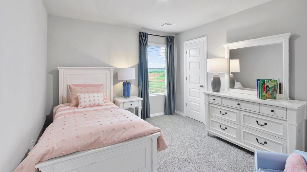 New home in Piedmont, OK by D.R. Horton. New homes with kitchen island and open living space