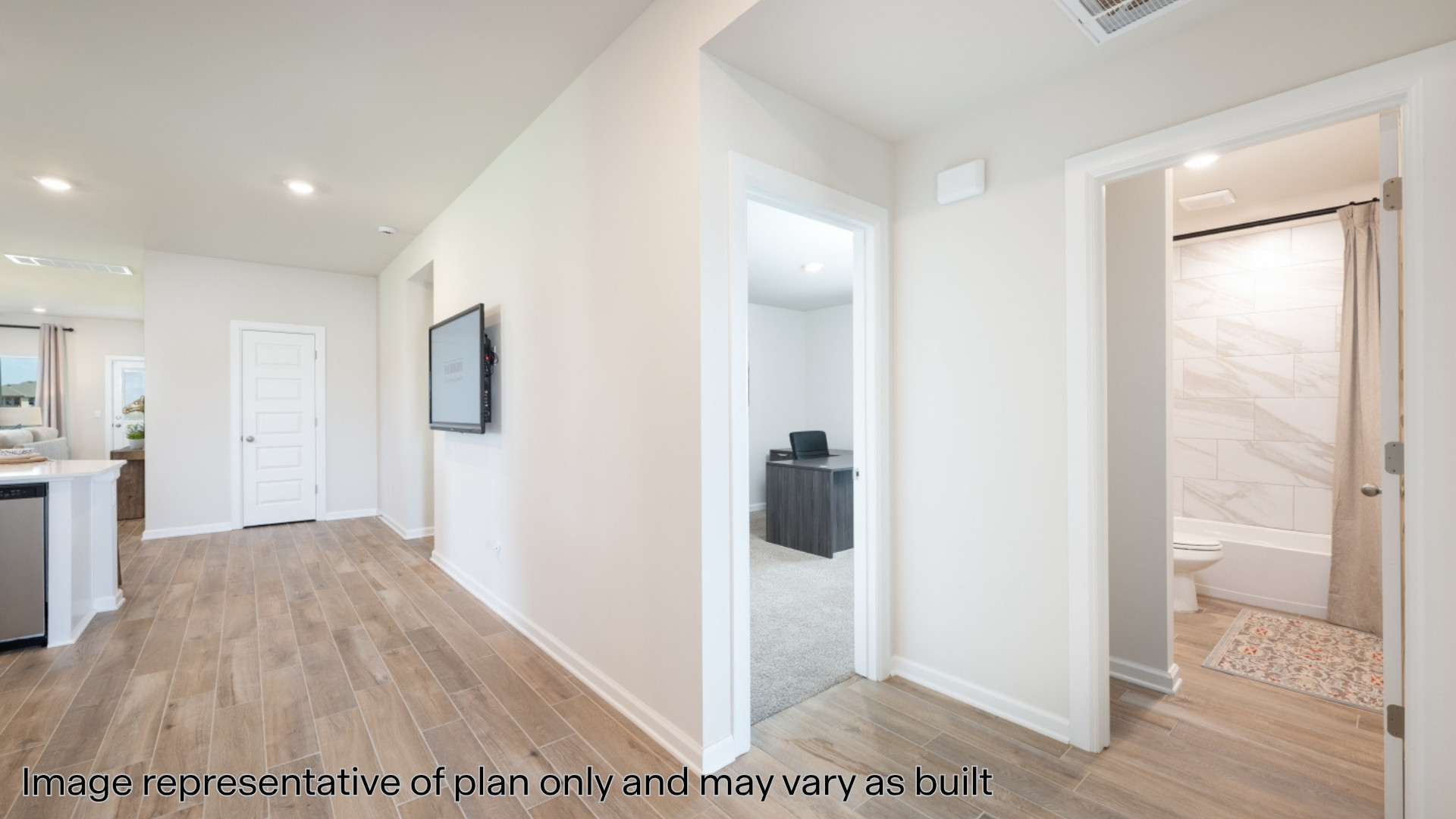 Entryway of Kingston floorplan