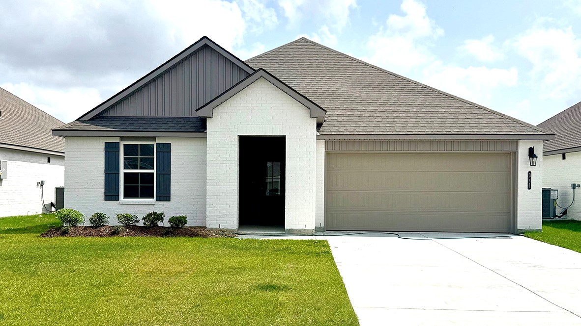 Welcome to the Huntsville at 341 Sawyer Drive in Sulphur, Louisiana