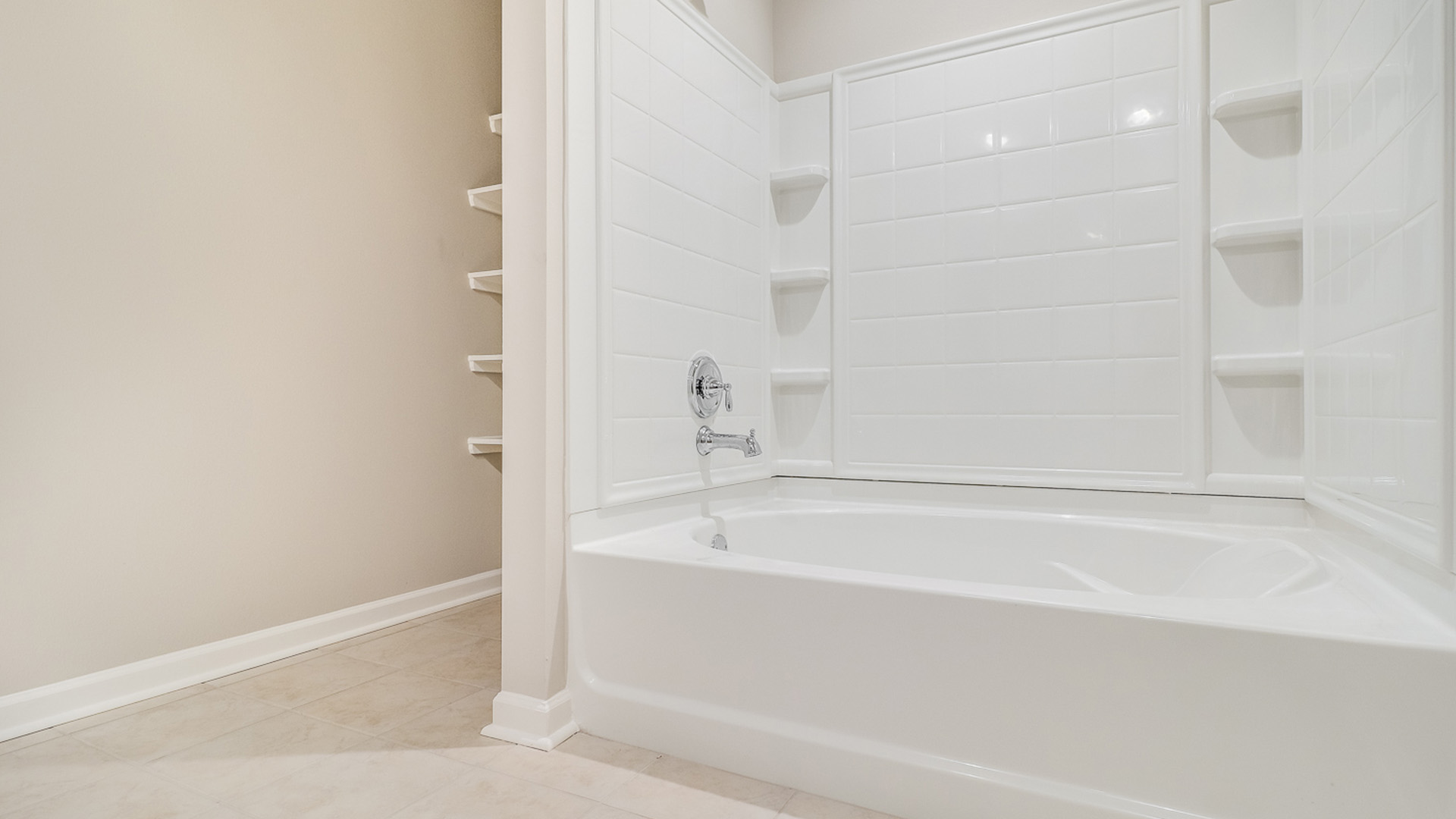 Kingston floor plan in Crest at Morganfield new home community in Lake Charles