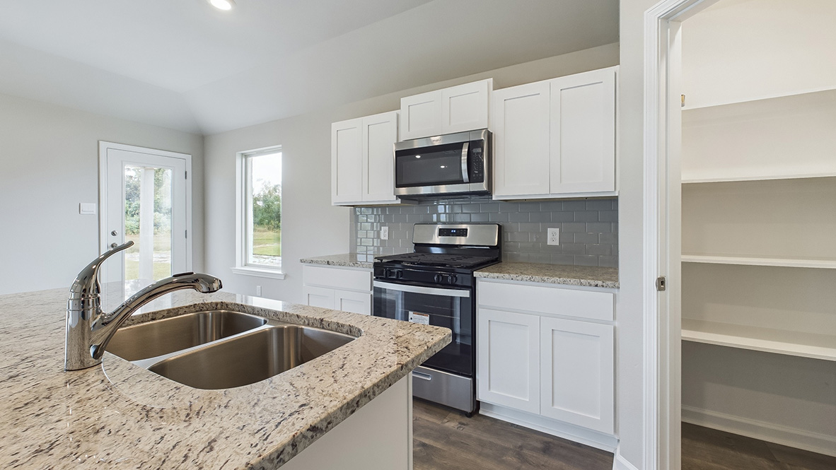 Welcome to 4016 Savannah Oaks Drive in Lake Charles, LA