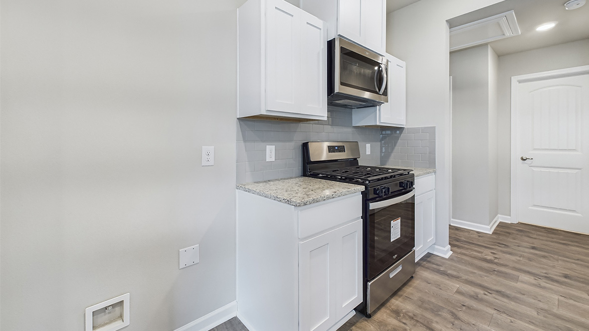 The Longleaf is located in Lake Charles, LA in Savannah Lakes