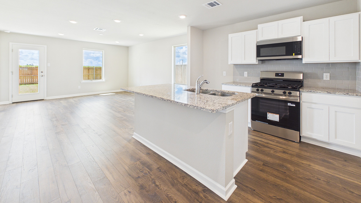 Welcome to the Abby plan in Savannah Lakes in Lake Charles, LA