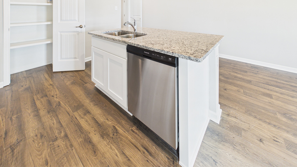 Welcome to the Abby plan in Savannah Lakes in Lake Charles, LA