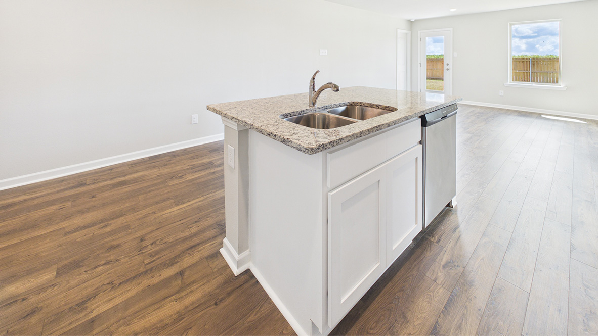 Welcome to the Abby plan in Savannah Lakes in Lake Charles, LA
