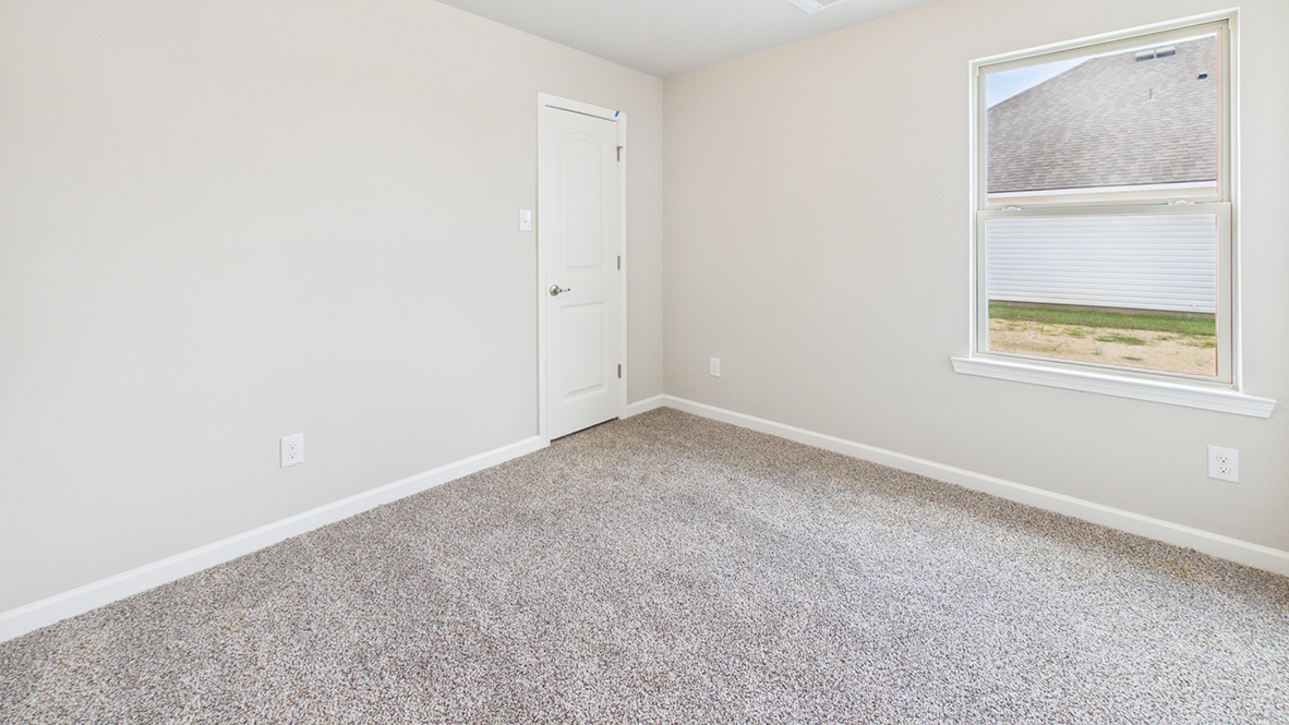 Tour the Emma plan in new home community Savannah Lakes in Lake Charles, LA